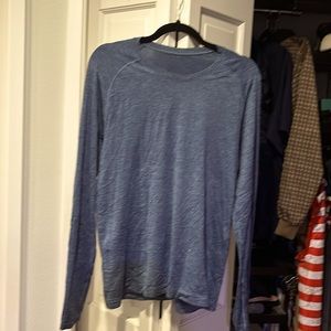 Lululemon Men's training top